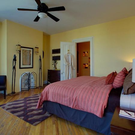Akwaaba Mansion Bed & Breakfast Ню Йорк Екстериор снимка