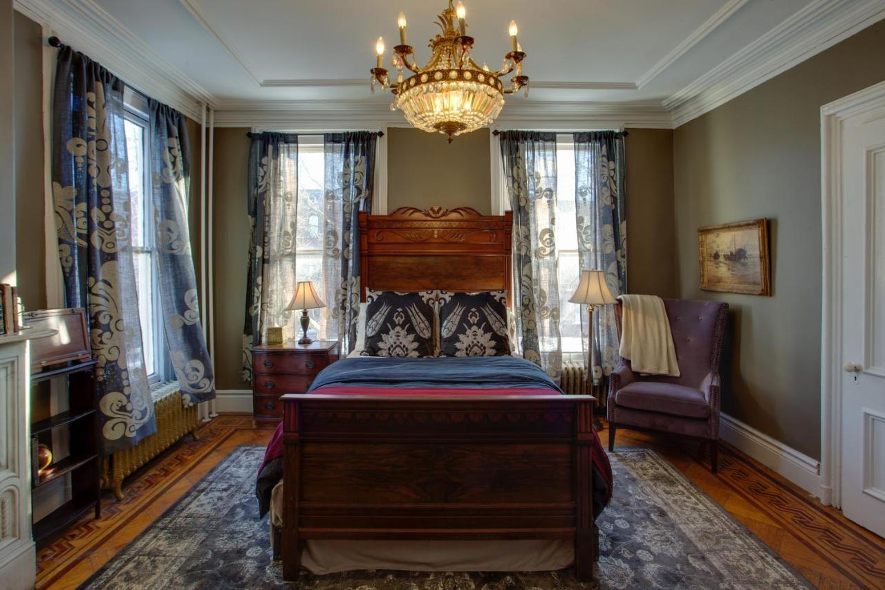 Akwaaba Mansion Bed & Breakfast Ню Йорк Екстериор снимка